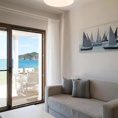 Hébergement de vacances Armikes Beachfront